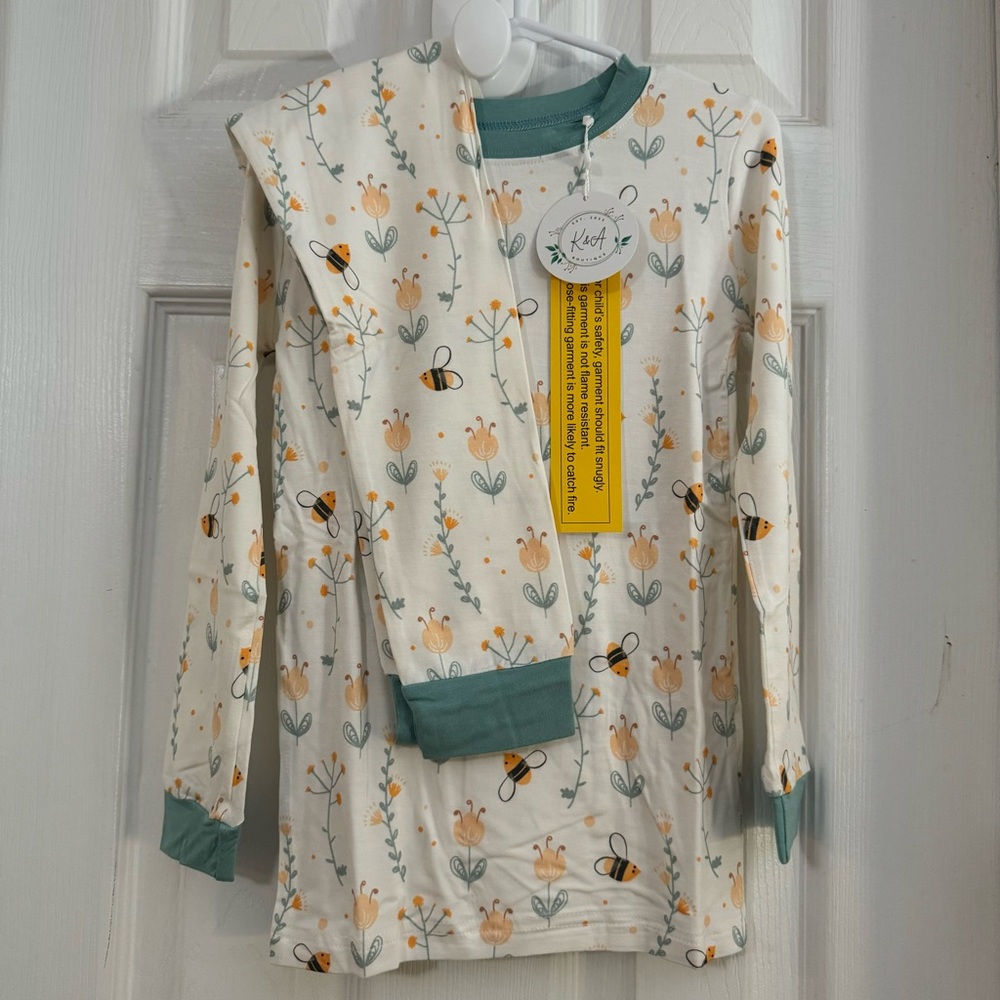 NWT K&A Bamboo Girls Pajamas